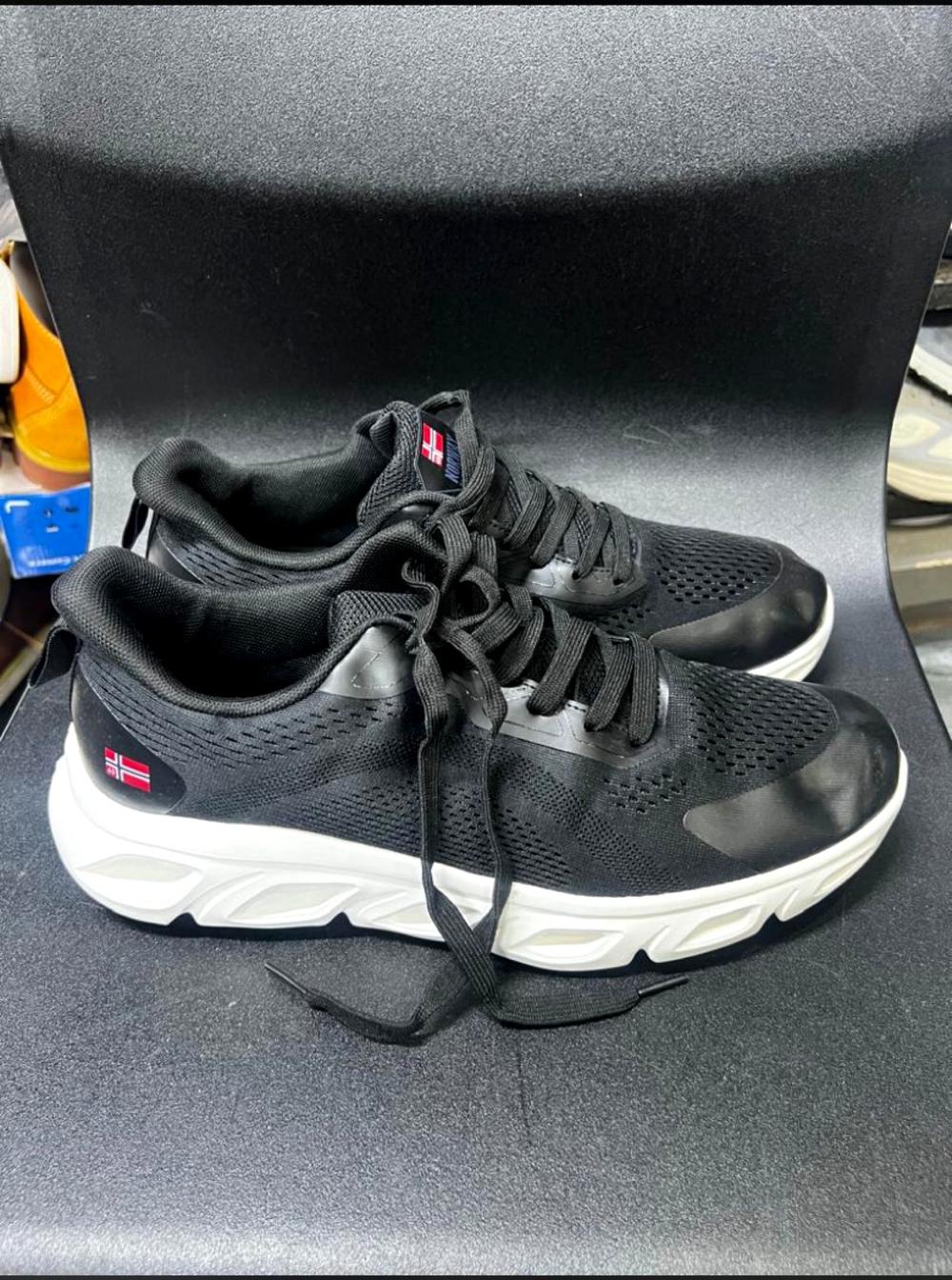 Nordic Mesh Runner